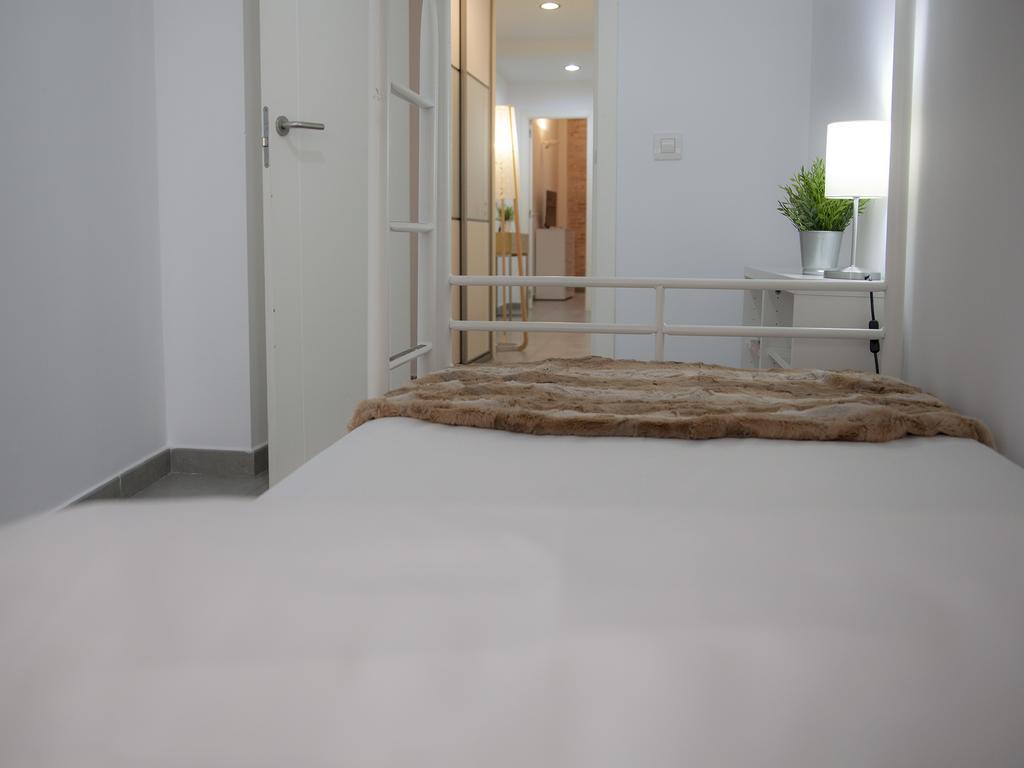 Appartamento Flats Friends Tetuan Valenza Esterno foto